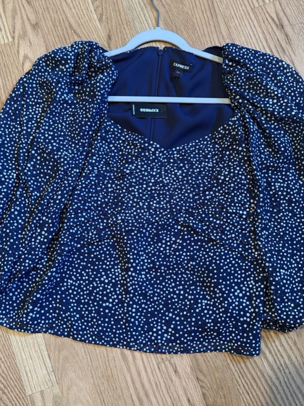 NWT Express Polka Dot Navy Babydoll Top size L - Picture 2 of 2